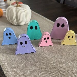 Michaels Pastel Wooden Ghost Set
